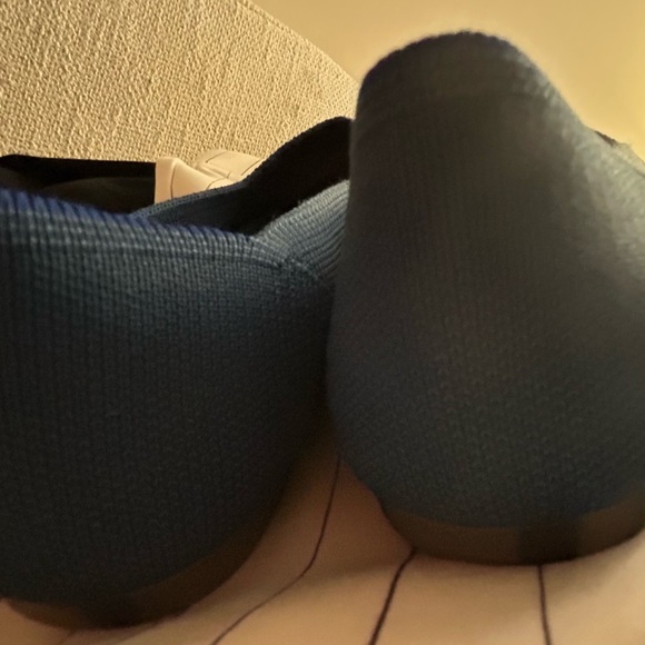 Rothy’s The Point Navy Blue Shoes SZ 8.5 - Picture 8 of 11